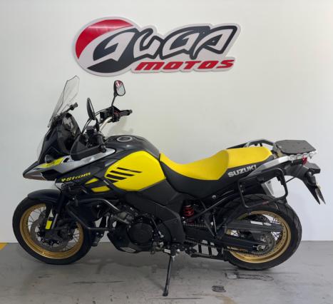 SUZUKI V-Strom DL 1000 XT , Foto 2