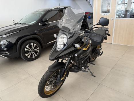 SUZUKI V-Strom DL 1000 XT , Foto 2