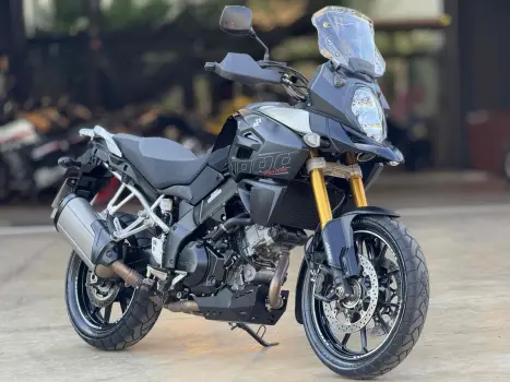 SUZUKI V-Strom DL 1000 A, Foto 1