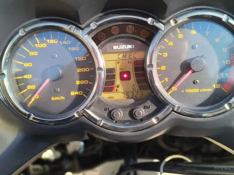 SUZUKI V-Strom DL 1000 A, Foto 6