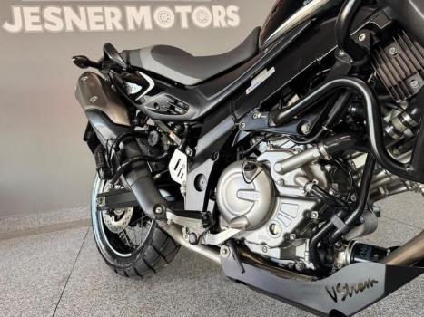 SUZUKI V-Strom DL 650 XT, Foto 15