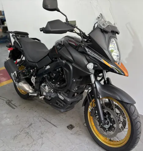 SUZUKI V-Strom DL 650 XT, Foto 2