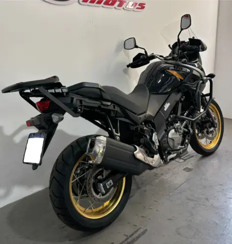 SUZUKI V-Strom DL 650 XT, Foto 3
