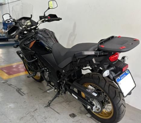 SUZUKI V-Strom DL 650 XT, Foto 4