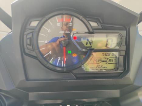 SUZUKI V-Strom DL 650 XT, Foto 2