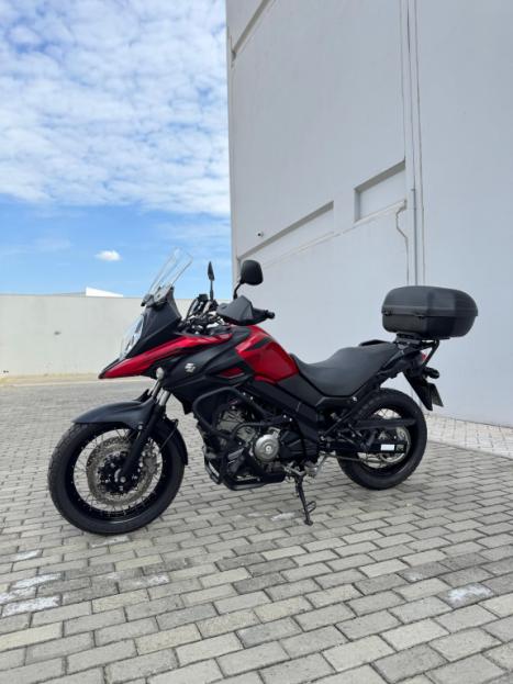 SUZUKI V-Strom DL 650 XT, Foto 2