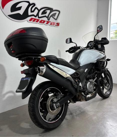 SUZUKI V-Strom DL 650 ABS, Foto 2