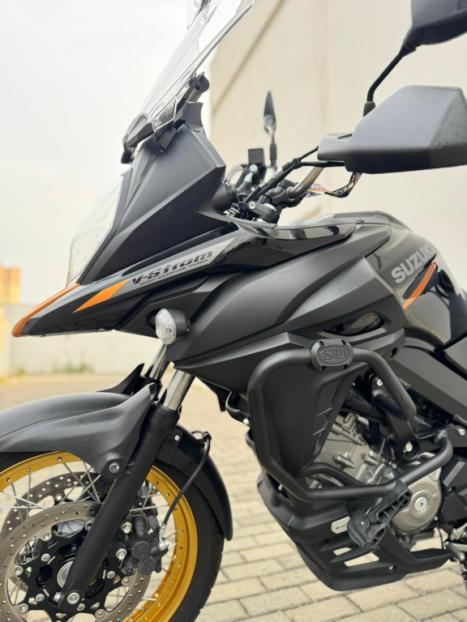 SUZUKI V-Strom DL 650 XT, Foto 3