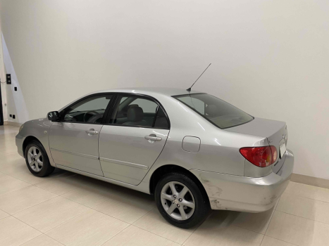 TOYOTA Corolla 1.8 16V 4P XEI, Foto 4