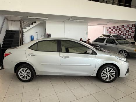 TOYOTA Corolla 1.8 16V 4P GLI, Foto 4