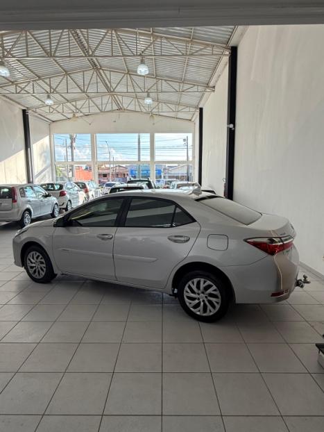TOYOTA Corolla 1.8 16V 4P GLI, Foto 10