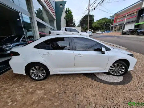 TOYOTA Corolla 2.0 16V 4P FLEX XEI DIRECT SHIFT AUTOMÁTICO CVT, Foto 12