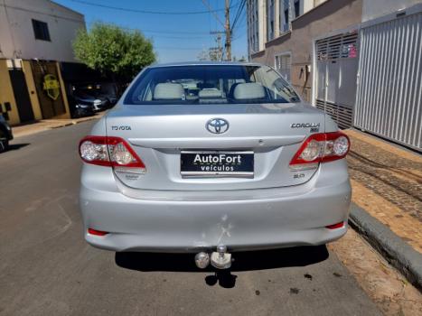 TOYOTA Corolla 2.0 16V 4P FLEX XEI DIRECT SHIFT AUTOMTICO CVT, Foto 6
