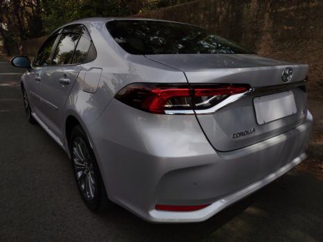 TOYOTA Corolla 2.0 16V 4P FLEX XEI DIRECT SHIFT AUTOMTICO CVT, Foto 4
