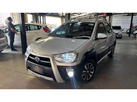 TOYOTA Etios Cross 1.5 16V 4P, Foto 3