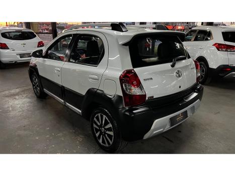 TOYOTA Etios Cross 1.5 16V 4P, Foto 5