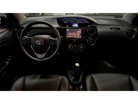 TOYOTA Etios Cross 1.5 16V 4P, Foto 6