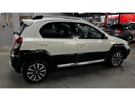 TOYOTA Etios Cross 1.5 16V 4P, Foto 14