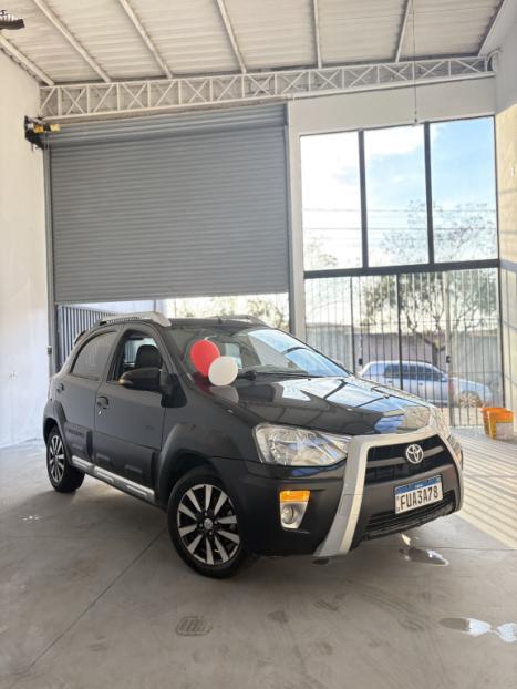 TOYOTA Etios Cross 1.5 16V 4P, Foto 2