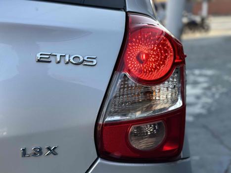 TOYOTA Etios Hatch 1.3 16V 4P FLEX X, Foto 6