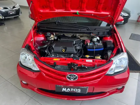 TOYOTA Etios Hatch 1.3 16V 4P FLEX X, Foto 6