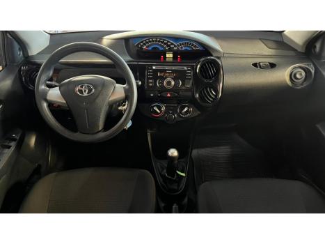 TOYOTA Etios Hatch 1.3 16V 4P FLEX X, Foto 5