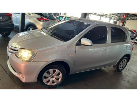 TOYOTA Etios Hatch 1.3 16V 4P FLEX X, Foto 11