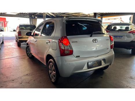 TOYOTA Etios Hatch 1.3 16V 4P FLEX X, Foto 15