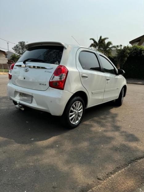 TOYOTA Etios Hatch 1.5 16V 4P FLEX XLS, Foto 5