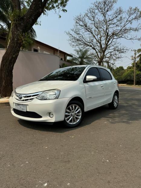 TOYOTA Etios Hatch 1.5 16V 4P FLEX XLS, Foto 3