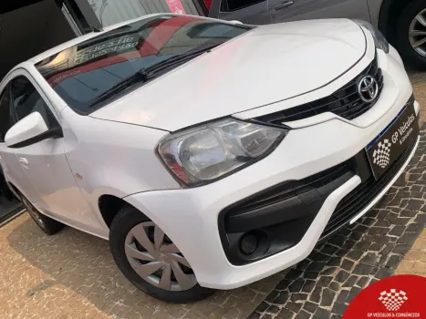 TOYOTA Etios Hatch 1.5 16V 4P FLEX XS, Foto 3