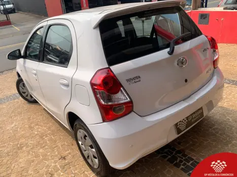 TOYOTA Etios Hatch 1.5 16V 4P FLEX XS, Foto 4