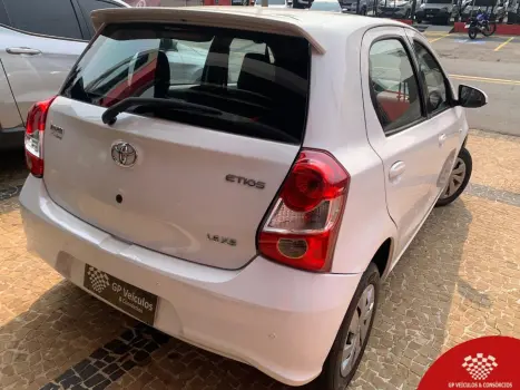 TOYOTA Etios Hatch 1.5 16V 4P FLEX XS, Foto 6