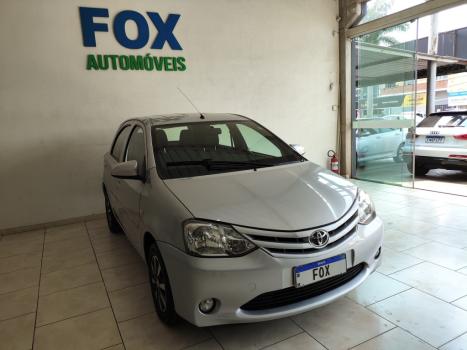 TOYOTA Etios Hatch 1.3 16V 4P FLEX X, Foto 2