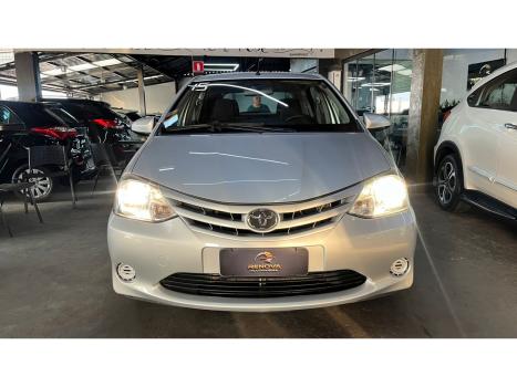 TOYOTA Etios Hatch 1.3 16V 4P FLEX X, Foto 2