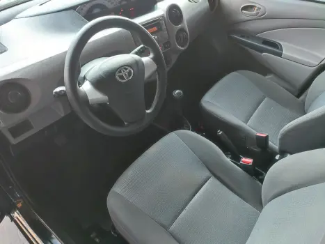 TOYOTA Etios Hatch 1.3 16V 4P FLEX XS, Foto 11