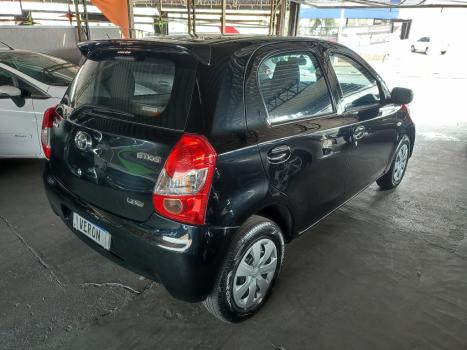 TOYOTA Etios Hatch 1.3 16V 4P FLEX XS, Foto 6