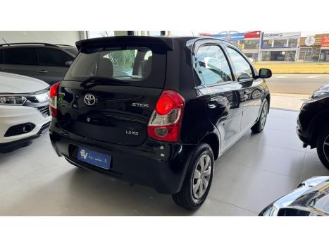 TOYOTA Etios Hatch 1.3 16V 4P FLEX XS, Foto 4