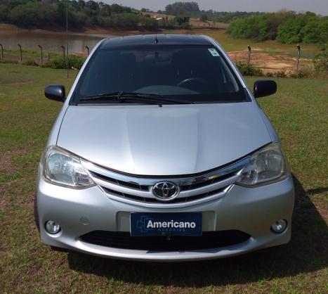 TOYOTA Etios Hatch 1.5 16V 4P FLEX XLS, Foto 2