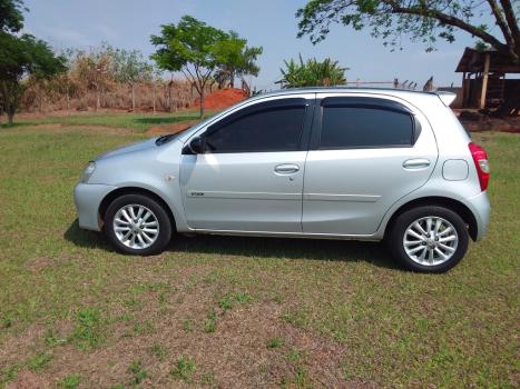 TOYOTA Etios Hatch 1.5 16V 4P FLEX XLS, Foto 4