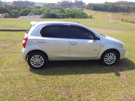 TOYOTA Etios Hatch 1.5 16V 4P FLEX XLS, Foto 5