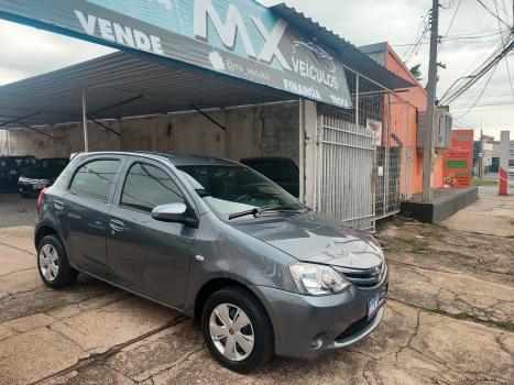 TOYOTA Etios Hatch 1.3 16V 4P FLEX X, Foto 1