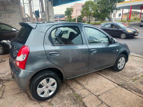 TOYOTA Etios Hatch 1.3 16V 4P FLEX X, Foto 12