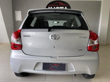 TOYOTA Etios Hatch 1.3 16V 4P FLEX X, Foto 5