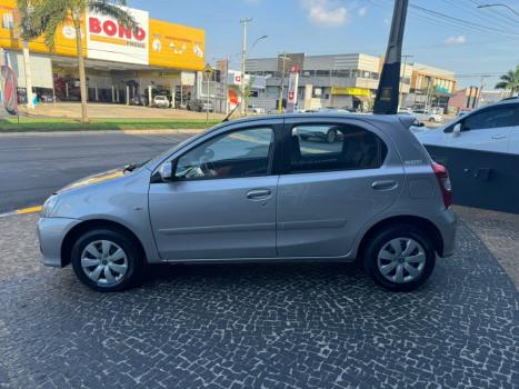 TOYOTA Etios Hatch 1.5 16V 4P FLEX READY AUTOMTICO, Foto 6