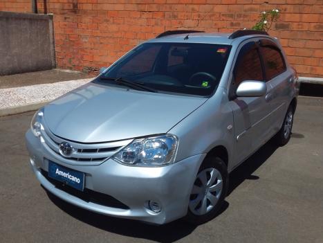 TOYOTA Etios Hatch 1.3 16V 4P FLEX XS, Foto 1