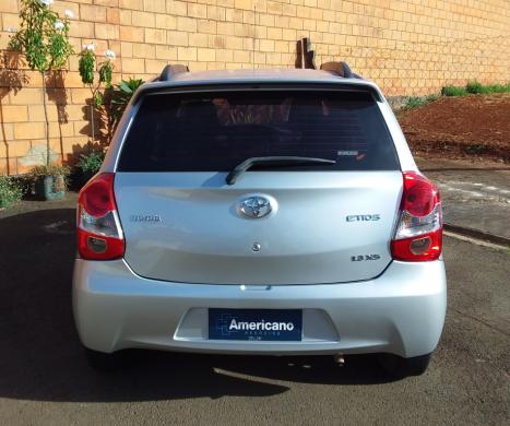 TOYOTA Etios Hatch 1.3 16V 4P FLEX XS, Foto 9