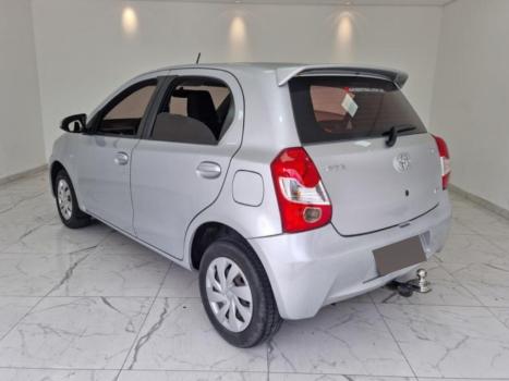 TOYOTA Etios Hatch 1.5 16V 4P FLEX XS, Foto 6