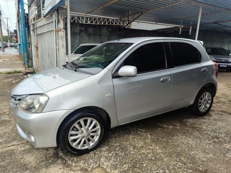 TOYOTA Etios Hatch 1.5 16V 4P FLEX XLS, Foto 3