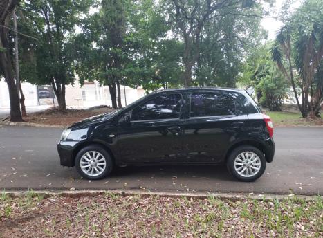 TOYOTA Etios Hatch 1.5 16V 4P FLEX XLS, Foto 4